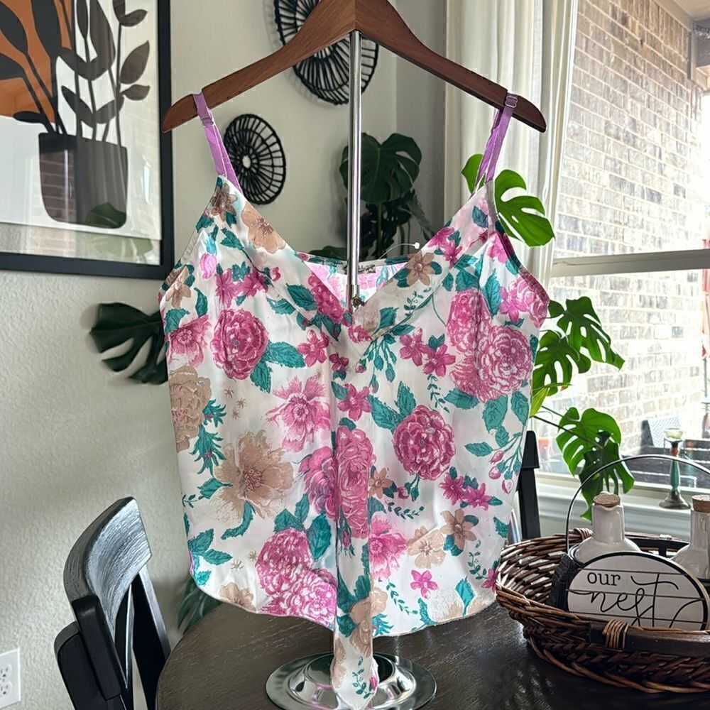 NWOT Free People Cami Floral Hanky Style Adjustable Straps Tank V Neck Pink M